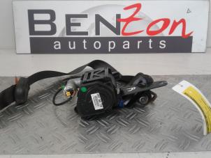 Used Front seatbelt, right Chevrolet Captiva Price on request offered by Benzon Autodemontage