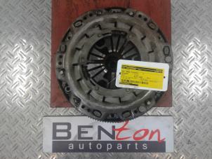 Used Dual mass flywheel Mercedes Vito Price on request offered by Benzon Autodemontage