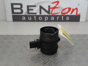 Używane Czujnik masy powietrza BMW 1-Serie Cena na żądanie oferowane przez Benzon Autodemontage
