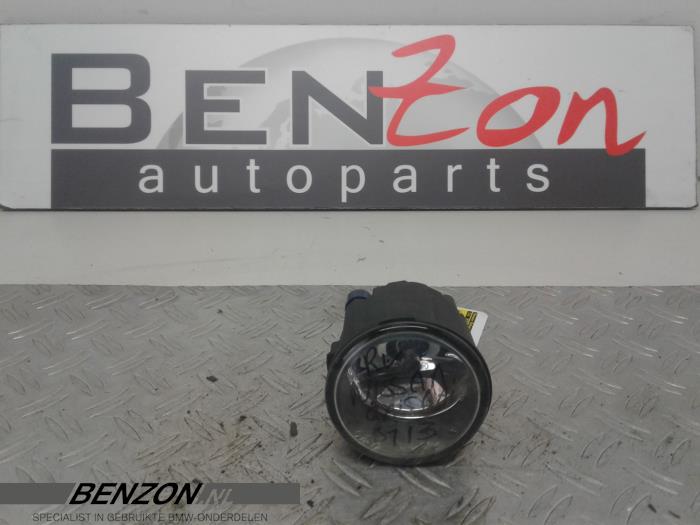 Fog lights, front right with part number 08203 stock