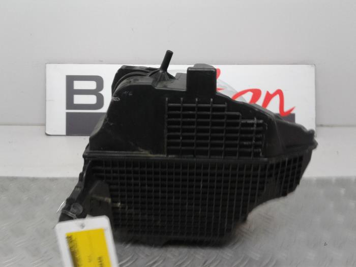 Air box Renault Captur - 165001258R K9K608 - Benzon Autodemontage