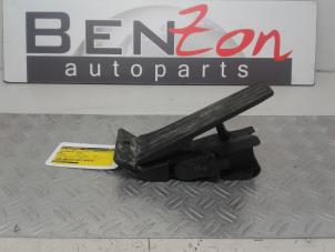 Used Throttle pedal position sensor BMW 3-Serie Price on request offered by Benzon Autodemontage