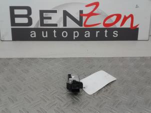 Used Air mass meter Ford Fiesta Price on request offered by Benzon Autodemontage