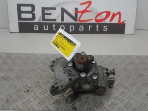 Used Power steering pump BMW 5-Serie Price on request offered by Benzon Autodemontage
