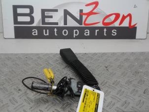 Used Seatbelt tensioner, right Peugeot Boxer Price on request offered by Benzon Autodemontage