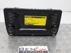 Used Display Multi Media control unit Volkswagen Sharan Price on request offered by Benzon Autodemontage