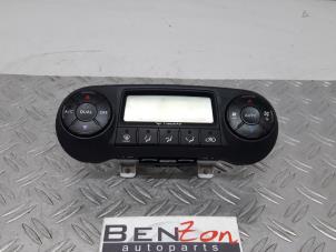 Usagé Panneau de commandes chauffage Hyundai IX35 Prix sur demande proposé par Benzon Autodemontage