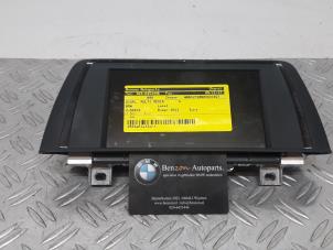 Usados Controlador de pantalla multimedia BMW 2-Serie Precio de solicitud ofrecido por Benzon Autodemontage