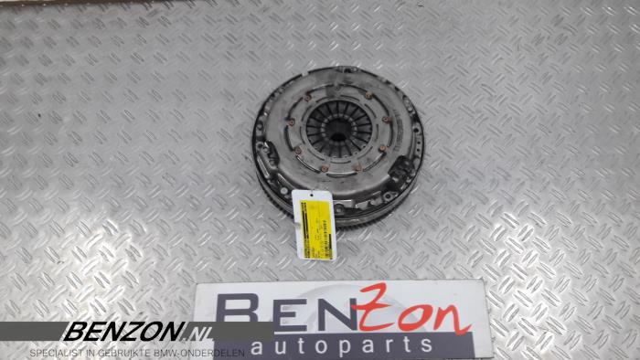 Begagnade Tryckplåt Opel Antara Pris på förfrågan erbjuds av Benzon Autodemontage