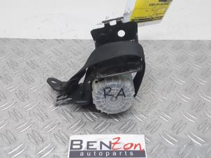 Used Rear seatbelt, right Opel Astra Price on request offered by Benzon Autodemontage
