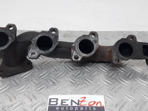 Used Exhaust manifold Mercedes Sprinter Price on request offered by Benzon Autodemontage