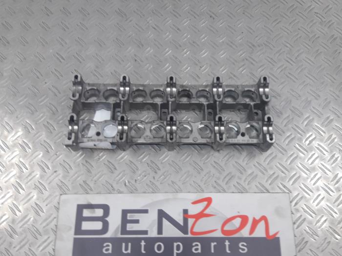 Camshaft housing Mercedes E-Klasse - R6110160504