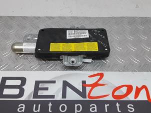Used Knee airbag, right BMW 3-Serie Price on request offered by Benzon Autodemontage