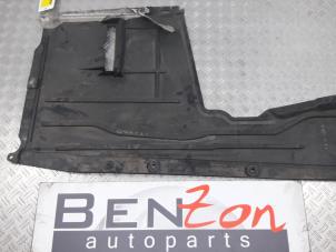 Used Bash plate BMW 3-Serie Price on request offered by Benzon Autodemontage