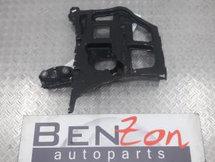 Used Rear bumper bracket, right BMW 3-Serie Price on request offered by Benzon Autodemontage