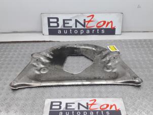 Used Bash plate BMW 5-Serie Price on request offered by Benzon Autodemontage