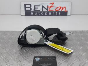 Used Front seatbelt, left BMW 3-Serie Price on request offered by Benzon Autodemontage
