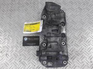 Used Alternator upper bracket BMW 3-Serie Price on request offered by Benzon Autodemontage