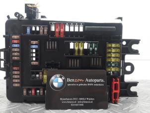 Usados Caja de fusibles BMW 2-Serie Precio de solicitud ofrecido por Benzon Autodemontage