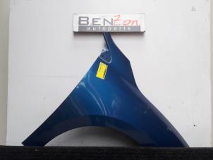 Gebrauchte Kotflügel rechts vorne Renault Megane Preis auf Anfrage angeboten von Benzon Autodemontage