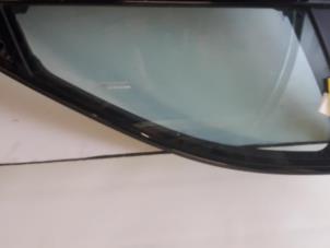 Used Door window 4-door, front right BMW 5-Serie Price on request offered by Benzon Autodemontage