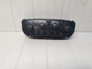 Used Air conditioning control panel Mercedes C (W203) 2.2 C-200 CDI 16V Price on request offered by Autodemontage Nijmegen