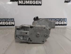 Used Steering box lock Mercedes CLK (W208) 2.0 200 16V Price on request offered by Autodemontage Nijmegen