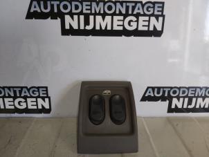 Usagé Commutateur combi vitres Chrysler PT Cruiser 1.6 16V Prix sur demande proposé par Autodemontage Nijmegen