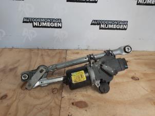 Used Wiper motor + mechanism Toyota Aygo (B10) 1.0 12V VVT-i Price on request offered by Autodemontage Nijmegen