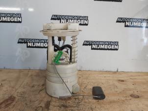 Used Electric fuel pump Renault Twingo II (CN) Price on request offered by Autodemontage Nijmegen
