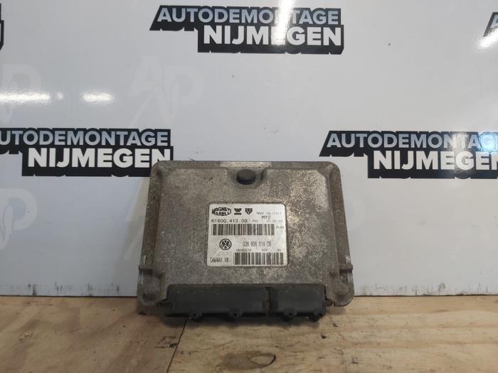 Ordenador de gestión de motor de un Volkswagen Lupo (6X1) 1.4 16V 75 1998