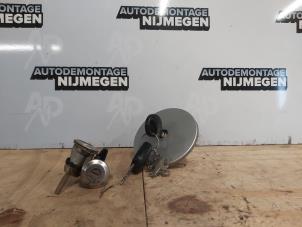 Used Set of locks Peugeot 206+ (2L/M) 1.1 XR,XS GPL Price on request offered by Autodemontage Nijmegen