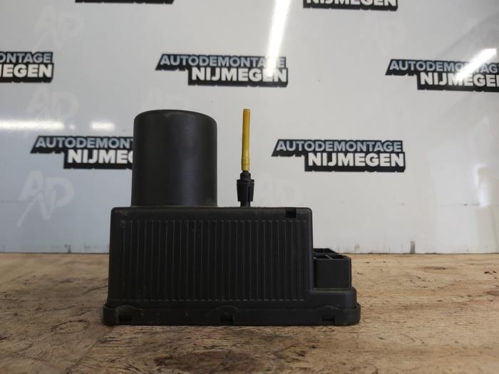 Electric central locking vacuum pump Mercedes C 1.8 C180 16V 0132006349