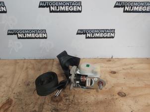 Used Rear seatbelt tensioner, right Hyundai i20 1.2i 16V Price on request offered by Autodemontage Nijmegen