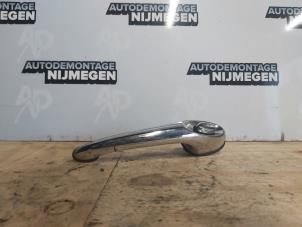 Used Rear door handle 4-door, right Chrysler PT Cruiser 2.0 16V Price on request offered by Autodemontage Nijmegen
