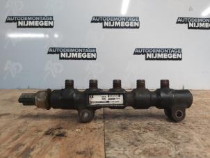 Used Fuel pressure regulator Peugeot 206 (2A/C/H/J/S) 1.6 HDI 16V FAP Price on request offered by Autodemontage Nijmegen