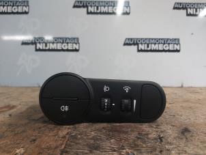 Used Light switch Hyundai i10 (F5) 1.2i 16V Price on request offered by Autodemontage Nijmegen
