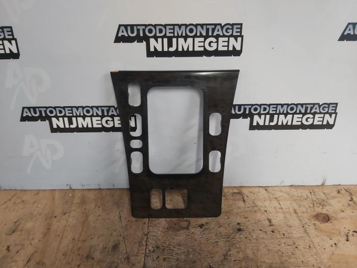 Begagnade Instrumentbräda, del Mercedes E (W210) 2.0 E-200 16V Pris på förfrågan erbjuds av Autodemontage Nijmegen