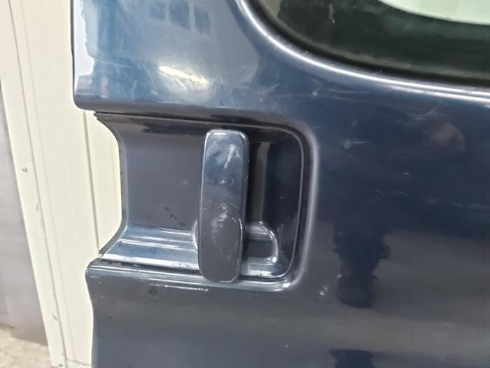 Sliding door handle, left from a Peugeot Partner Combispace 1.1 2002