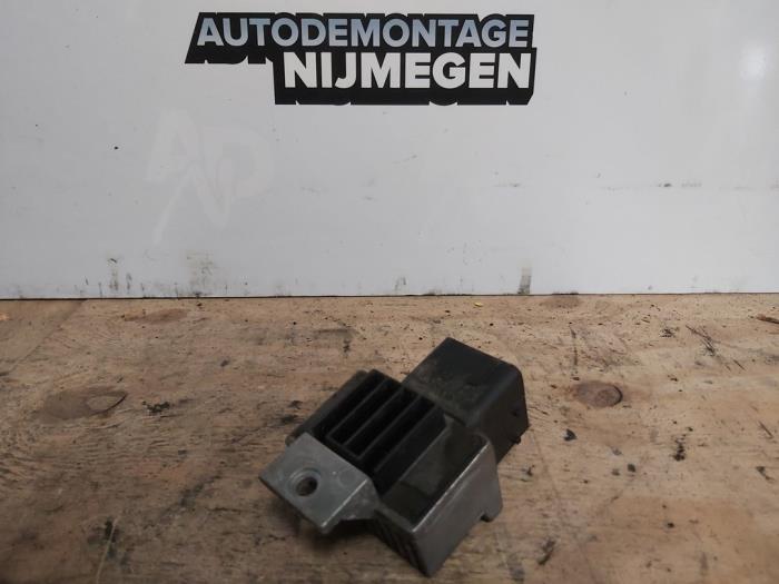 Glow plug relay Citroen Nemo 1.3 HDi 75 9645668680