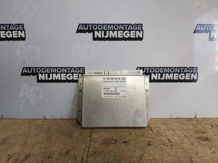 Begagnade ESP-dator Mercedes E (W210) 2.0 E-200 16V Pris på förfrågan erbjuds av Autodemontage Nijmegen