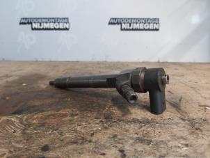 Used Injector (diesel) Mercedes E (W211) 2.2 E-200 CDI 16V Price on request offered by Autodemontage Nijmegen