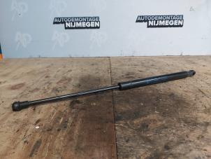 Used Rear gas strut, right Ford Ka II 1.2 Price on request offered by Autodemontage Nijmegen