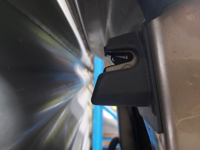 Mechanizm zamka tylnych drzwi samochodu dostawczego z Citroën Nemo (AA) 1.3 HDi 75 2010