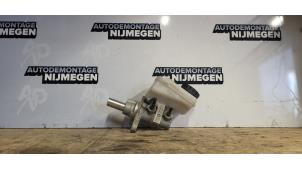 Used Master cylinder Toyota Aygo (B10) 1.0 12V VVT-i Price on request offered by Autodemontage Nijmegen
