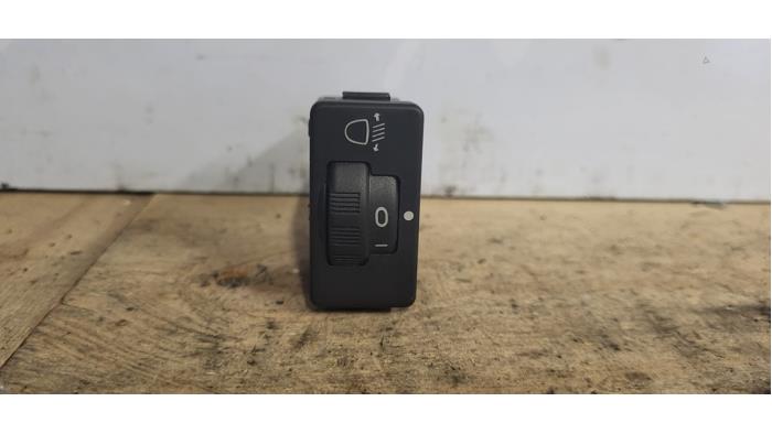 Height control switch from a Toyota Aygo (B10) 1.0 12V VVT-i 2011
