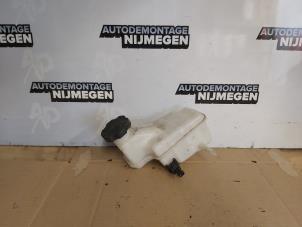 Used Brake fluid reservoir Hyundai i10 (F5) 1.2i 16V Price on request offered by Autodemontage Nijmegen