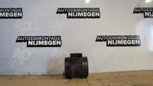 Używane Miernik ilosci powietrza Hyundai Coupe 1.6 16V Cena na żądanie oferowane przez Autodemontage Nijmegen