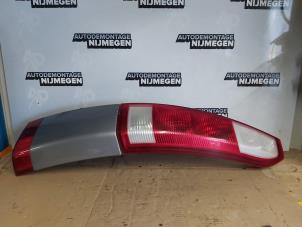Usagé Feu arrière secondaire droit Opel Meriva Mk.I 1.6 16V Prix sur demande proposé par Autodemontage Nijmegen