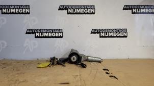 Used Ignition lock + key Mercedes E (W124) 2.3 230 E Price on request offered by Autodemontage Nijmegen